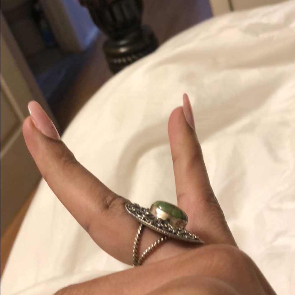 Sterling silver ring - Picture 2 of 3
